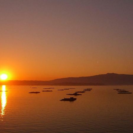 Piso Centrico Y Amplio En Praza Do Regueiro, A Illa De Arousa Экстерьер фото